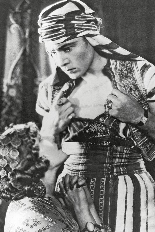 Valentino Fils Cheik